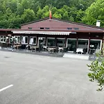 Ξενοδοχείο The River Village