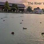 The River Village 3* Ιντερλάκεν