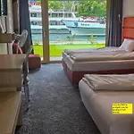 Ξενοδοχείο The River Village 3*